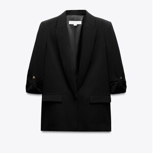 BLAZER WITH ROLLED-UP SLEEVES